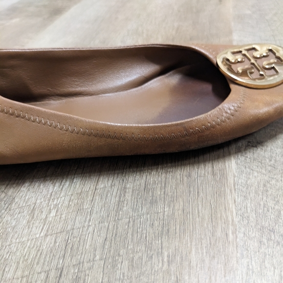 Tory Burch Caramel Leather Flats - Picture 5 of 6